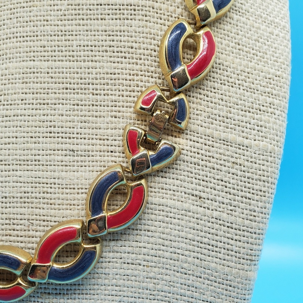 VINTAGE goldtone blue and deep pink abstract design necklace Classic - Picture 6 of 7